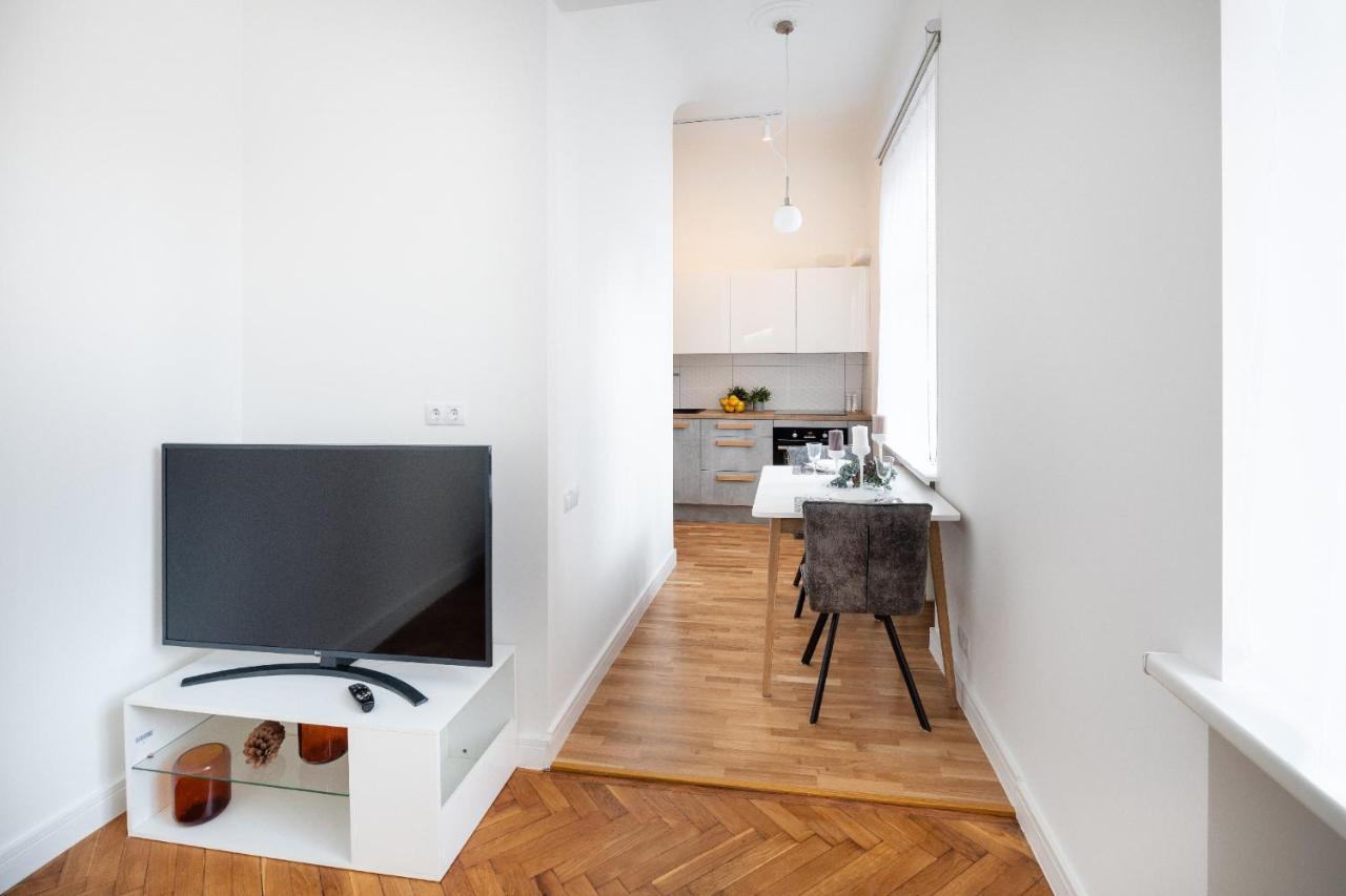 Brivibas House Design Apartments In City Center Riga Exteriör bild